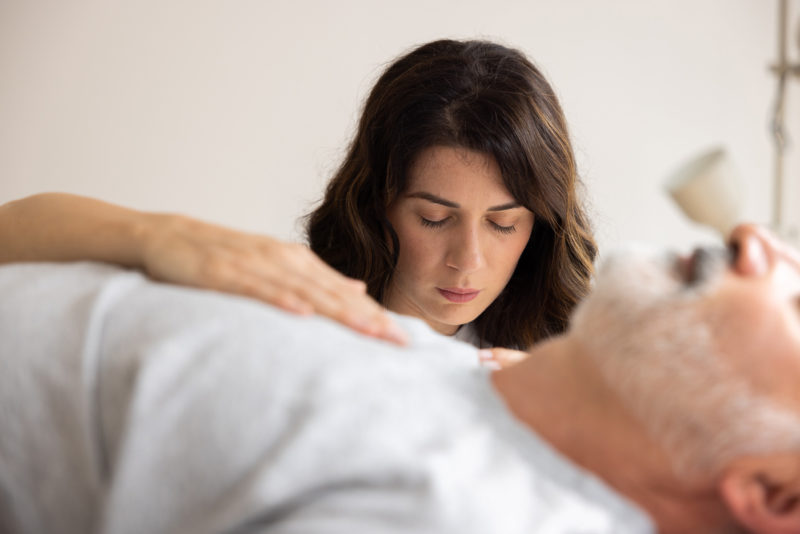 guarigione spirituale filippina attraverso guide spirituali